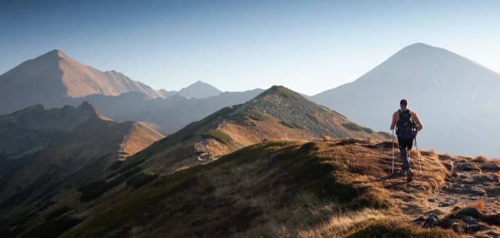 В Украине туристический сбор вырос на 20% в сезон отпусков: какие регионы заработали больше всего