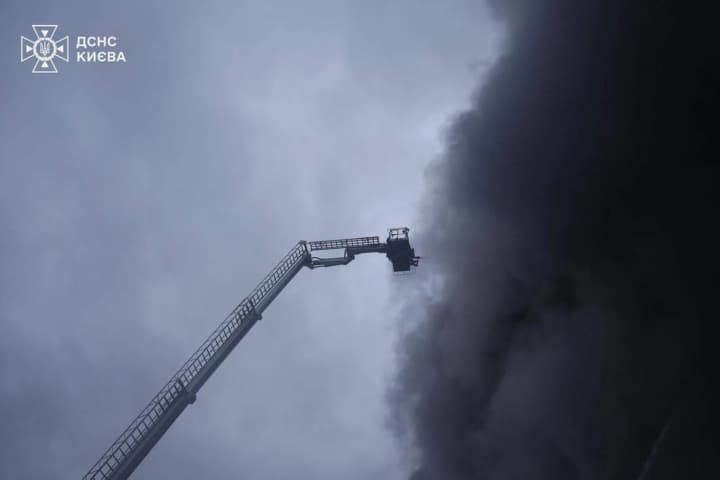 Понад 50 "Кинджалів" і близько 770 балістичних ракет випустила росія по Україні з початку року: Зеленський відреагував на нічну атаку рф