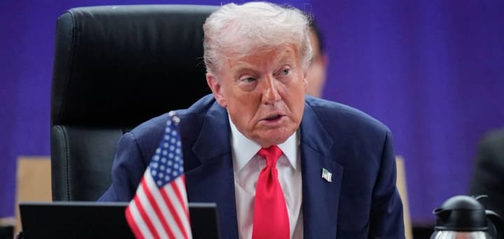 Трамп заявил, что не встретится с Ким Чен Ыном во время своего турне по Азии