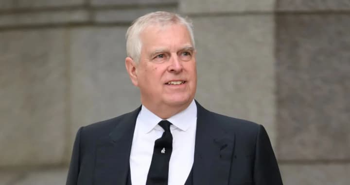 Король Британії позбавив принца Ендрю титулу: тепер він - Ендрю Маунтбеттен Віндзор