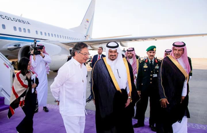 Colombian President Gustavo Petro's plane refused refueling due to US sanctions