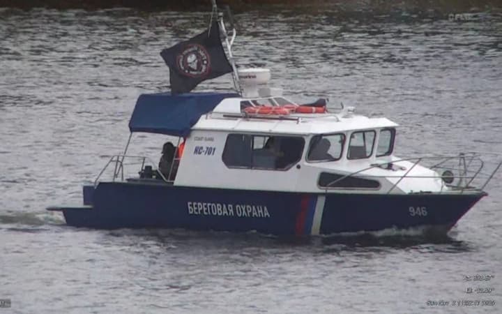 Boat with "Wagner" flag spotted on Narva River, Estonia demands explanations from Russia