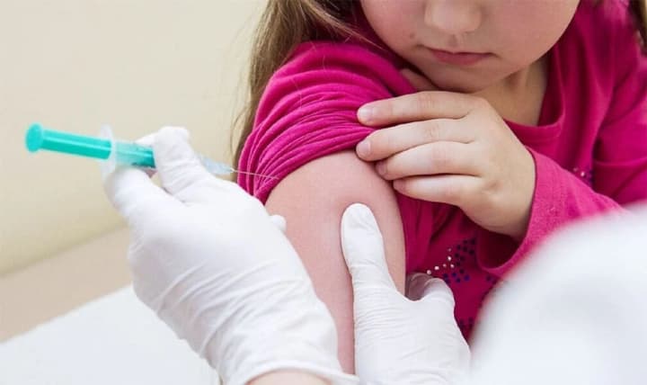 Child vaccination rates in Ukraine remain below recommended levels
