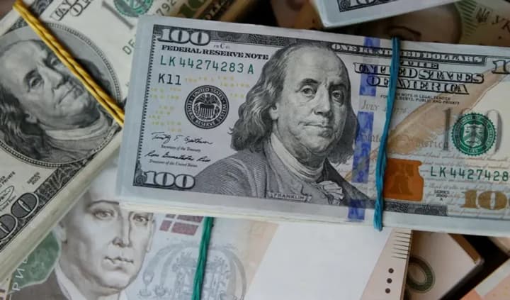 Доллар США достиг трехмесячного максимума в преддверии новых экономических данных – Reuters