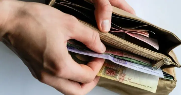 На чому можна заощадити при вихованні дитини під час війни: лайфхаки для мам малечі від 0 до 16 років