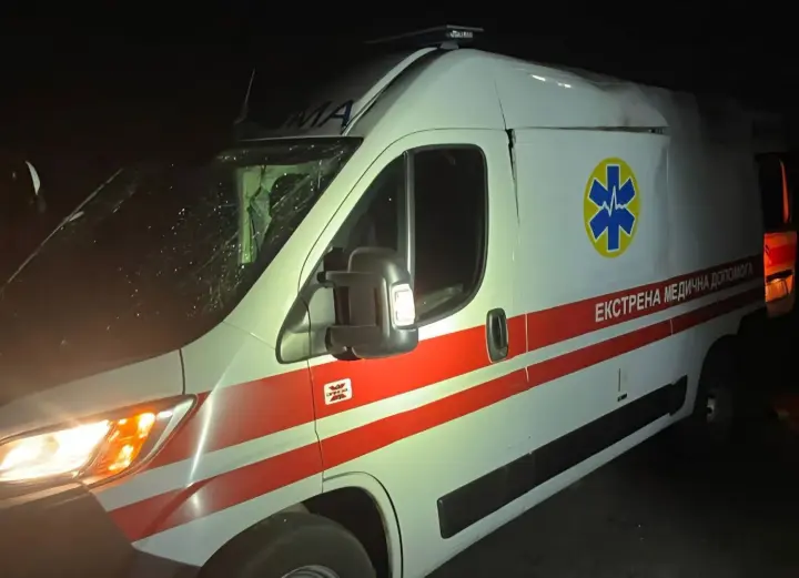 Russians attacked Dnipropetrovsk region on November 4: a woman died, there are wounded, including children and adults