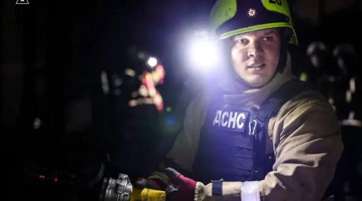 Russians attacked Zaporizhzhia: windows broken in high-rise buildings and kindergarten