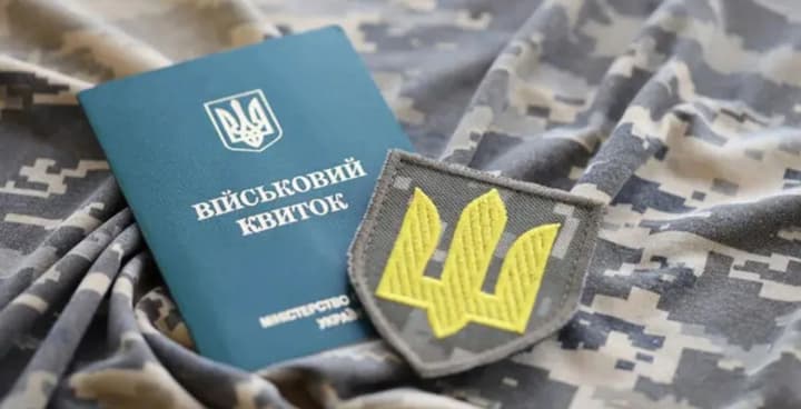 Самокаліцтво після ВЛК: у соцмережах вибухнув скандал через відео закривавленого чоловіка