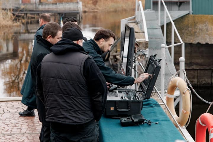 В Україні створено першу групу інструкторів для підводного дистанційного розмінування