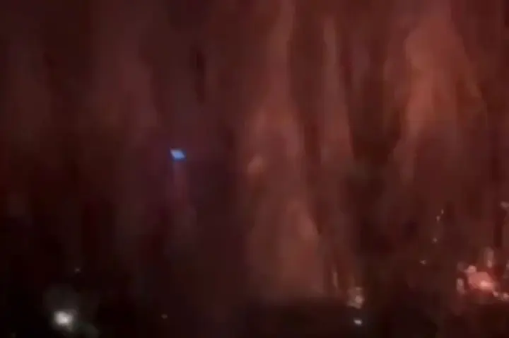 Dozens of explosions rocked Russian Samara: oil refinery under attack