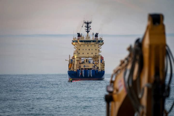 Google and Meta delay Red Sea cable laying due to security threats