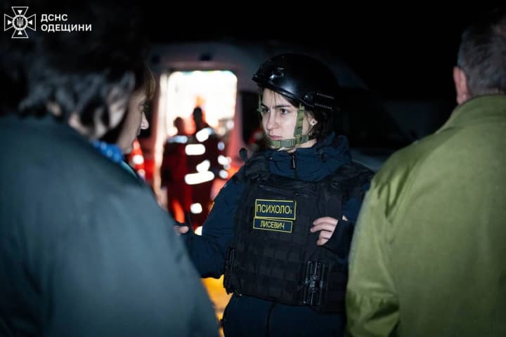 Ворог з ранку продовжує атакувати Одещину дронами: відомо про постраждалого