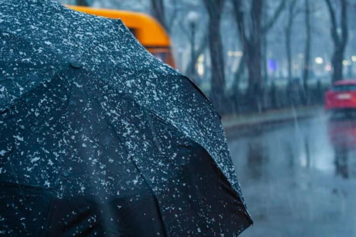 SES warns of deteriorating weather in Ukraine: black ice and heavy snow in the Carpathians