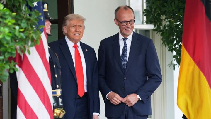 Мерц и Трамп обсудили мирный план США по Украине