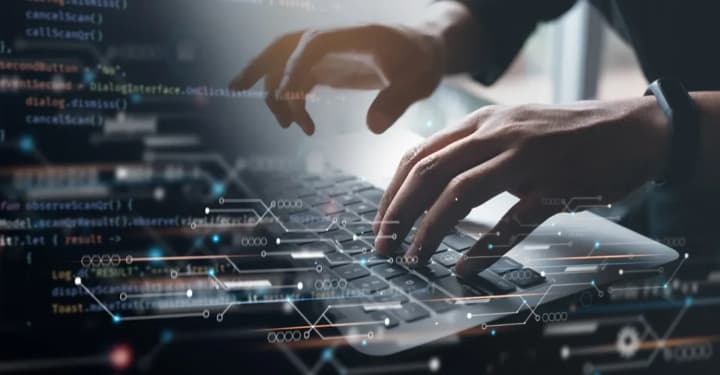 В Украине IT-ФОПов закрывается больше, чем открывается: за год минус 7,5 тысячи предпринимателей