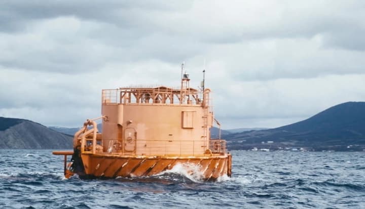 Night drone attack on oil terminal in Novorossiysk: oil loading suspended