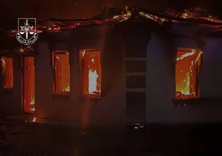 Four children died in a fire in Cherkasy region, two more are in hospital: mother notified of suspicion