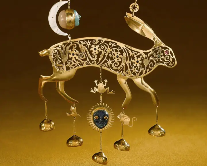 The "Golden Hare," which treasure hunters sought worldwide, has been "sold at auction."