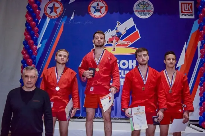 Международная федерация самбо разрешила россиянам и белорусам выступать под своими флагами