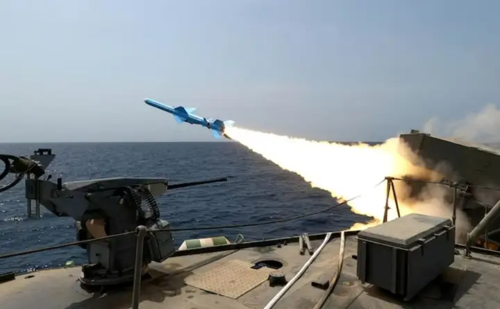 Iran conducted large-scale military exercises in the Persian Gulf, launching cruise and ballistic missiles – media