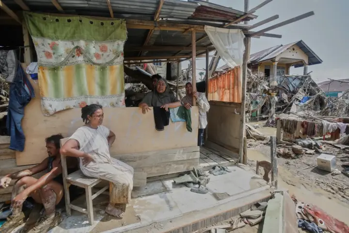 В Азії понад 1500 жертв повеней та зсувів: люди благають про термінову допомогу - AP