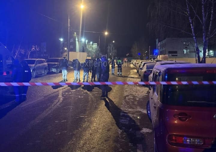 В Москве погибли двое полицейских после взрыва автомобиля - СМИ