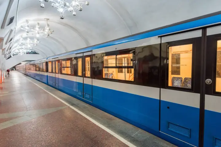 Russian attack on Kharkiv on December 24: subway train traffic temporarily stopped in the city