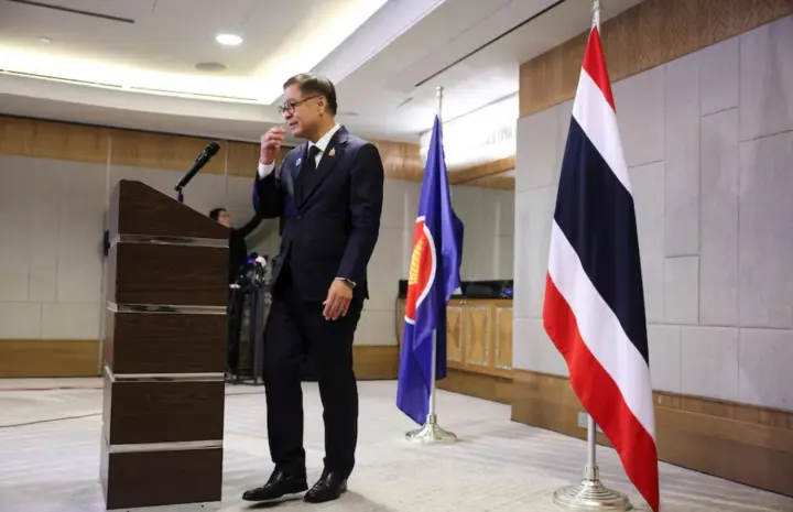 Thailand and Cambodia begin three-day military talks for a ceasefire