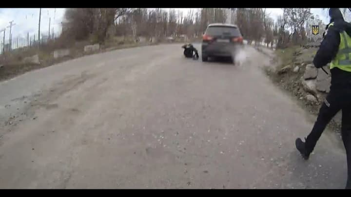 Mitsubishi driver to be charged with resisting arrest and hitting a police officer in Kyiv