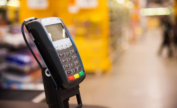 In Ukraine, the deadlines for mandatory use of payment terminals for individual entrepreneurs have been postponed: for how long?
