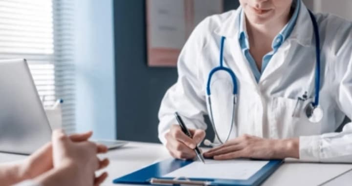 Медики прифронтових регіонів зможуть отримати житло в містах у радіусі до 30 км від місця роботи - Свириденко