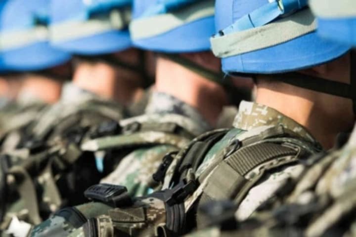 Миротворческие силы для Украины: возможны ли реальные гарантии безопасности