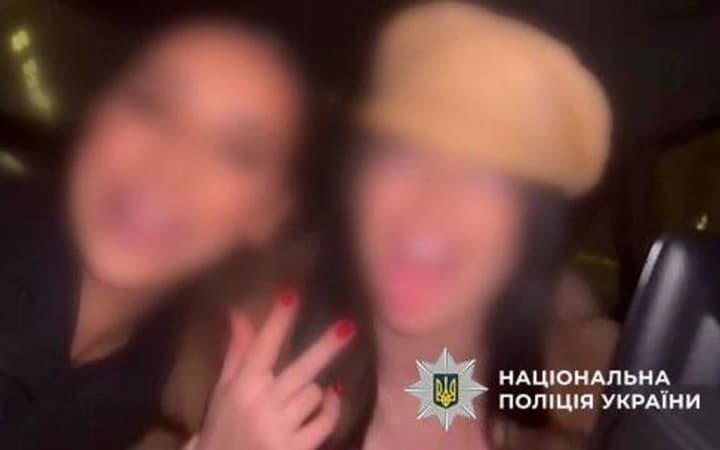 In Kyiv, three bloggers sang "Moscow, I love you" during Russian attacks: police have already drawn up protocols for petty hooliganism