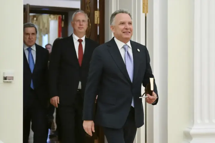 Trump's advisers handed over a peace plan agreed with Ukraine to the Kremlin - Axios