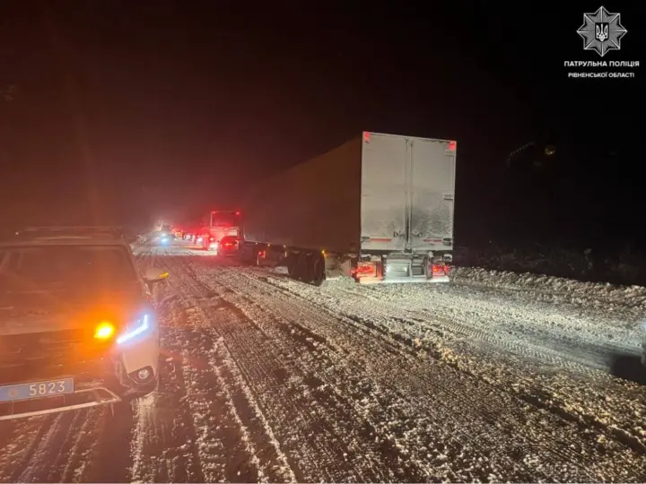 Cyclone peak passed: 35 cm of snow fell in Zhytomyr region, truck traffic ban still in 4 regions - Deputy Prime Minister