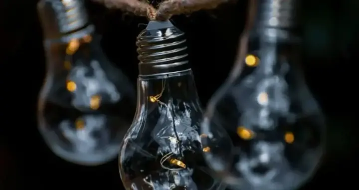 В Киеве 11 января зафиксировано более 200 аварий из-за атак и морозов