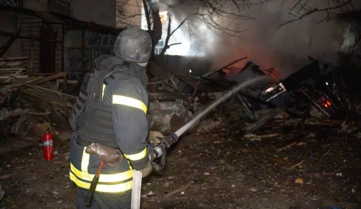 россия нанесла удары по Одессе ночью 13 января: 5 пострадавших, пожары и разрушения