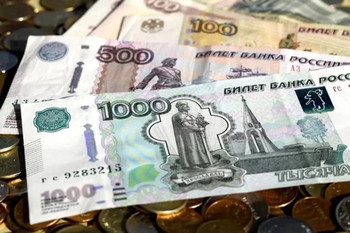 Влада рф перекладає фінансові проблеми на громадян через облігації з високою дохідністю - розвідка