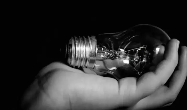 Надзвичайна ситуація в енергетиці України: що це означає для жителів міст