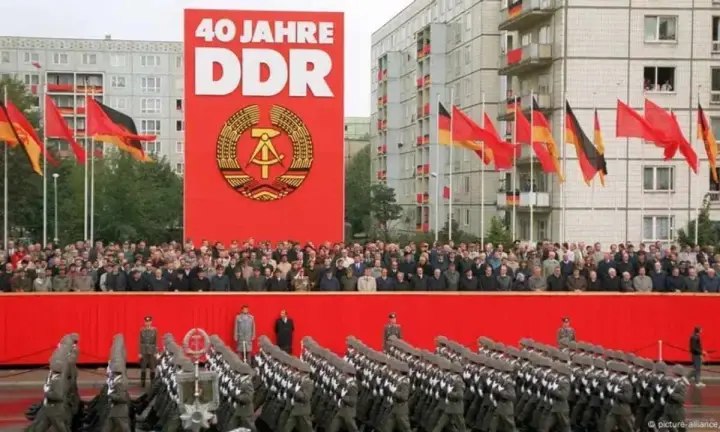 Історію НДР планують вилучити з обов’язкової програми шкіл Берліна