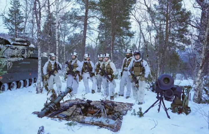 У Норвегії розгортають табір "Вікінг": британська морська піхота готується до арктичної війни проти рф
