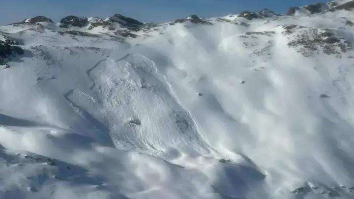 Трагедія в Австрійських Альпах: лавини забрали життя п’ятьох лижників