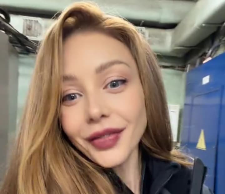 В сети высмеяли новую песню Тины Кароль в TikTok о "свете", "тепле" и "добре"