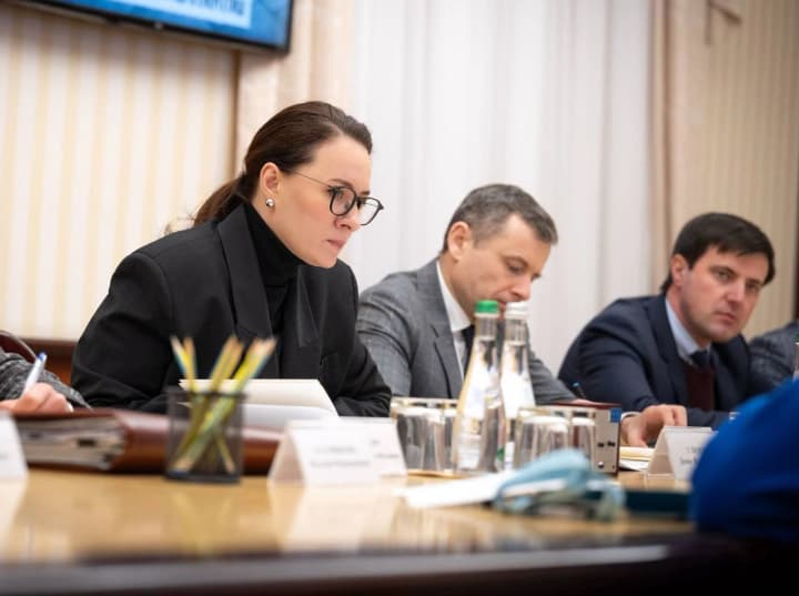 В правительстве обсудили состояние инфраструктуры и шаги для стабильной работы учреждений: озвучены решения