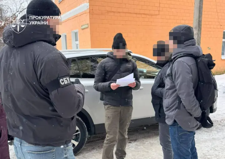 Корупційний механізм у податковій Чернігівщини: повідомлено про підозру двом керівникам і головному інспектору