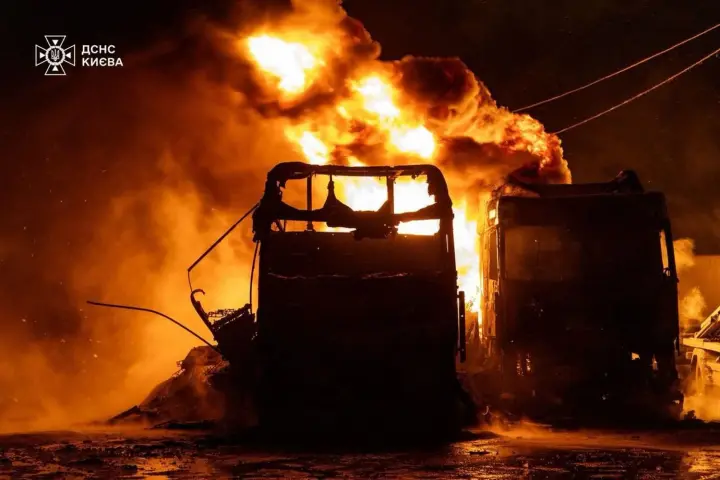 Нічна атака на столицю: Київ та область під масованим ударом дронів, балістики та крилатих ракет