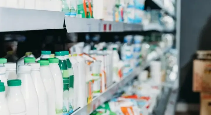 From production to shelf: how unstable electricity supply changes the cost of products