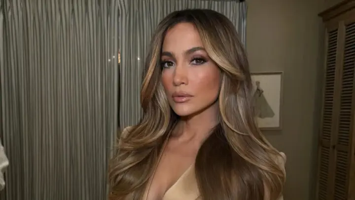 Jennifer Lopez stunned with her appearance: the artist showed herself without makeup