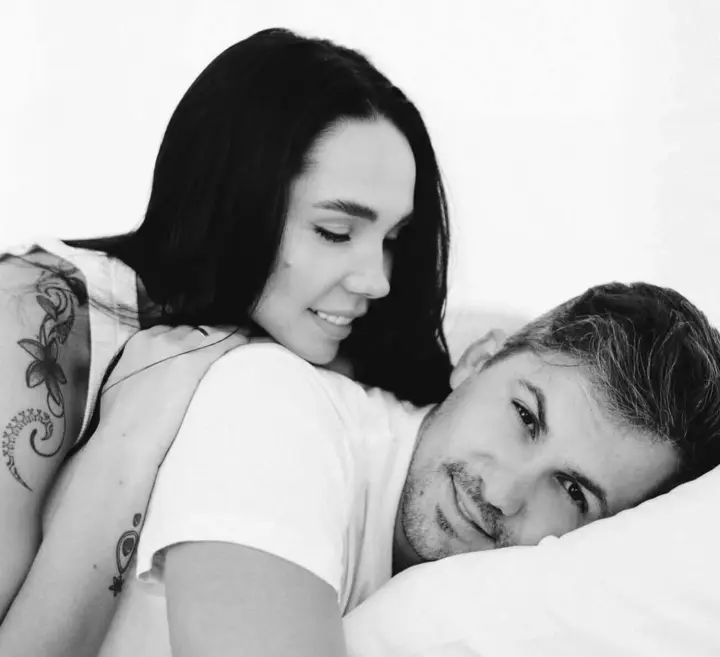 Женя Кот показав романтичне екзотичне весілля на Таїті з Наталією Татарінцевою: архівні кадри зворушують