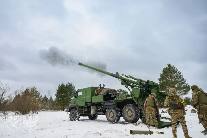 На фронті відбулося 135 бойових зіткнень: ворог активно атакує на трьох напрямках